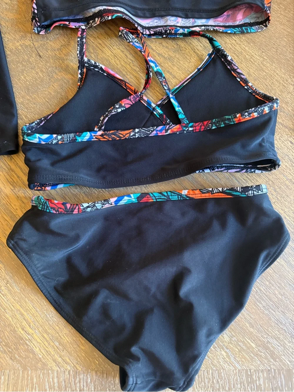 Girls swimsuit 3 piece art class crop rash guard with top 7/8 bottoms 6/6x - Picture 9 of 10